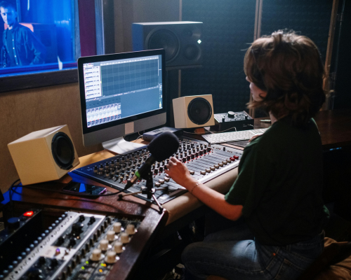 Ikonos Media Studio 2nd Phase